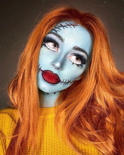 𝗔𝗠𝗕𝗘𝗥 🌙 イみペ on Instagram: “𝔖𝔞𝔩𝔩𝔶 “And will he see how much he means to me? I think it’s not to be.” I was at @flyingtigeritalia when I found a blue makeup wax and got…” Sally Makeup, Joker Halloween Makeup, Simple Halloween Makeup, Pretty Halloween Makeup, Beetlejuice Makeup, Cat Halloween Makeup, Sally Costume, Joker Makeup, Halloween Makeup Diy