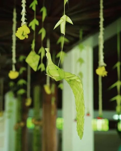 25+ Trendy Pre-Wedding Decor Ideas To Try This Season! - ShaadiWish South Indian Wedding Decorations, Kannada Wedding, Telugu Bride, Coconut Leaves, Wedding Themes Summer, Wedding Entrance Decor, Housewarming Decorations, Telugu Wedding, Tamil Wedding