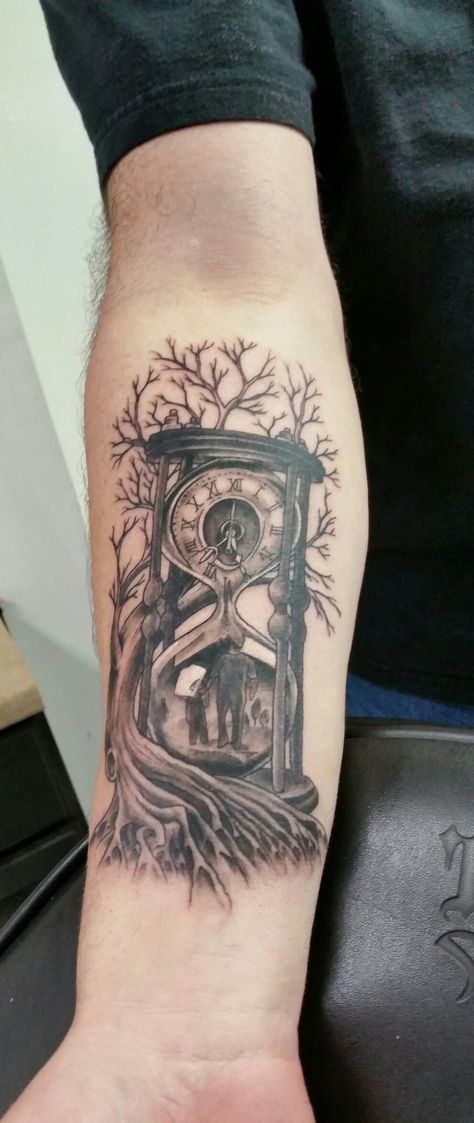 Time, family, father and son, hour glass, tree, roots Jewerly Tattoo, Father Son Tattoo, Tattoo Placements, Family Tree Tattoo, Hourglass Tattoo, Forearm Sleeve Tattoos, Muster Tattoos, Tattoo For Son, Tiny Tattoo