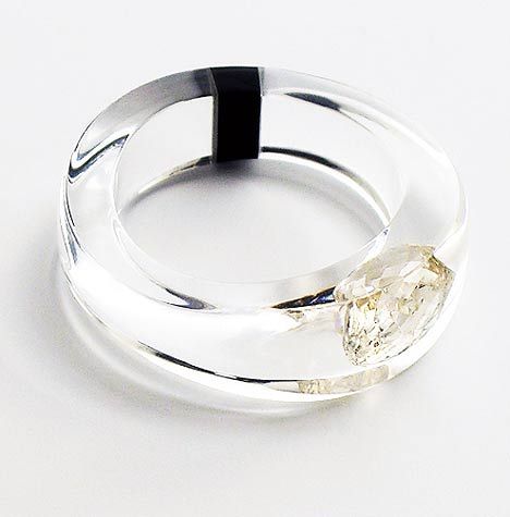 LOVE LOVE LOVE THIS IDEA....Keep your diamonds safe by having casting them in clear acrylic, as did jewellery designer Ted Noten while collaborating with Joost Lyppens. Ted Noten, Resin Diamond, Jewelry Post, Contemporary Ring, Jewellery Designer, Acrylic Jewellery, Contemporary Jewellery, Stunning Jewellery, Contemporary Jewelry