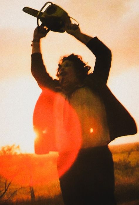 Texas Chainsaw, Chainsaw, A Man, Texas, Sun