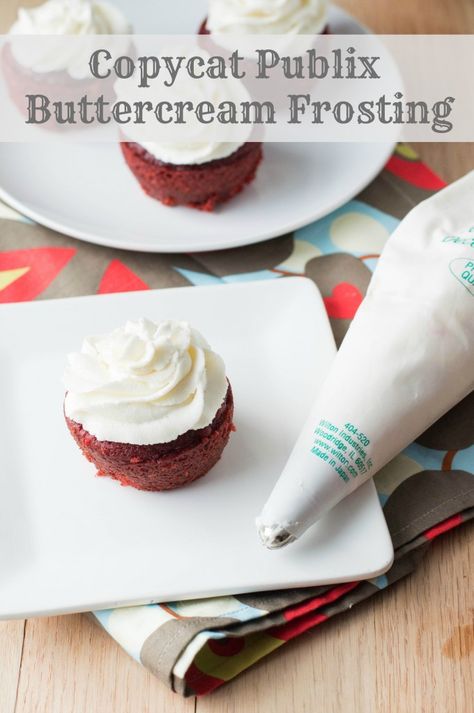 Copycat Publix Buttercream Frosting Publix Buttercream Frosting, Publix Birthday Cakes, Publix Cakes, Publix Bakery, Cake Frosting Recipe, Buttercream Frosting Recipe, Easy Cake Decorating, Cake Fillings, Cupcake Frosting