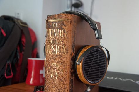 THE DIY HEADPHONE STAND THREAD - Page 146 Headphones Holder Diy, Headphone Holder Diy, Diy Headphone Holder, Headphone Stand Diy, Headphone Stand Ideas, Headphone Diy, Diy Headphone Stand, Diy Headphones, Headphone Stand