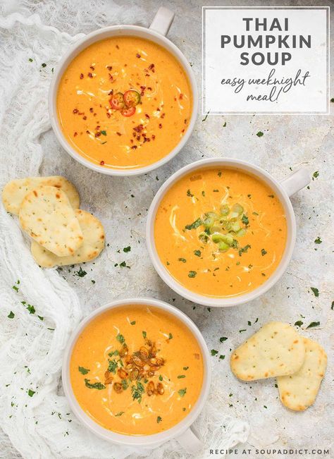 Easy Weeknight Soup, Weeknight Soup, Creamy Pumpkin Soup Recipe, Thai Pumpkin Soup, Soup Thai, Spiced Pumpkin Soup, Pumpkin Soup Recipe, Quick And Easy Soup, Best Soup Recipes