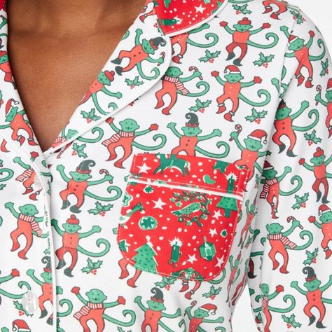 Roller Rabbit Holiday Medley Long Sleeve Polo Pajamas Size Small, Nwt Holiday Pjs, Preppy Winter, Cute Pjs, Preppy Christmas, Monkey Print, Cute Pajama Sets, Roller Rabbit, Christmas Pjs, Cute Preppy Outfits