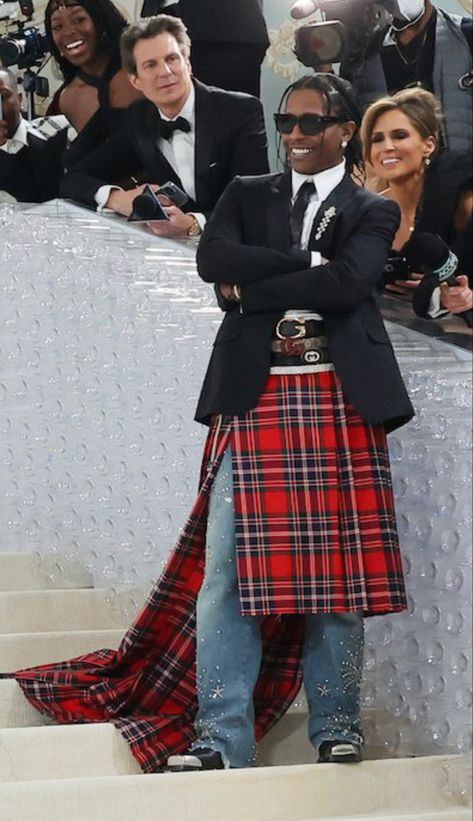 Asap Rocky Blazer Outfit, Asap Rocky Skirt, Asap Rocky Formal Outfits, Modern Kilt Outfit, Scottish Outfits Men, Race Outfits Men, Harry Styles Skirt, Asap Rocky Fits, Wisdom Kaye Outfits