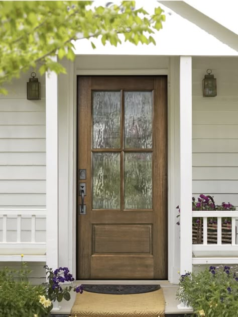 Front Door Styles That Will Instantly Update Your Home Pintu Interior, Front Door Designs, Door Lighting, Front Door Lighting, Front Door Styles, Home Designs Exterior, Wood Entry Doors, Farmhouse Front Door, Mahogany Doors