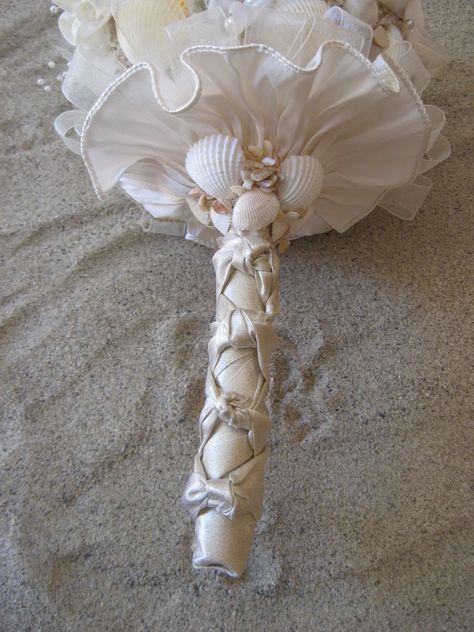 WEDDING BOUQUET Seashell Bouquet Beach Wedding | Etsy Ring Corsage, Beach Wedding Bouquet, Beach Cake Topper, Shell Bouquet, Beach Bouquet, Seashell Bouquet, Groomsmen Ideas, Seashell Wedding, Diy Bouquets