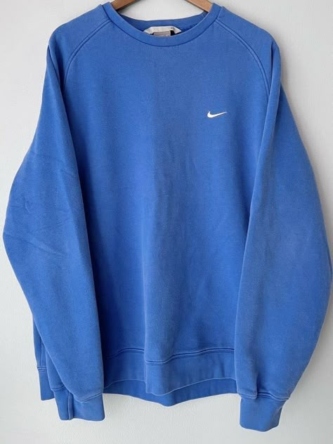 Blue Crewneck, Cute Outfits For School, Cute Preppy Outfits, Nike Sweater, Cute Sweatshirts, Nike Sweatshirts, Themed Outfits, Nike Outfits, Preppy Outfits