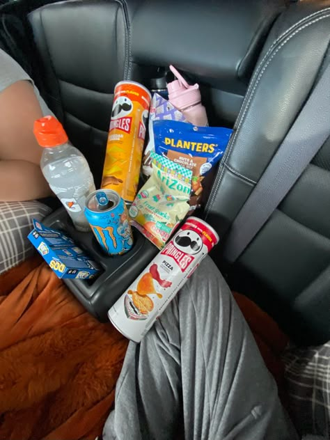 Fake Korean Boyfriend, Car Trip Snacks, Car Trip Food, Pringles Pizza, New Car Aesthetic, Pixie Gift, Car Snacks, Minnesota Lake, Trip Snacks