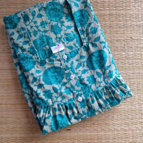 Cotton Nighty For Women, Nighty For Women, Beautiful Birthday Wishes, Cotton Nightwear, Cotton Nighties, Kantha Sarees, Cotton Saree Designs, Art Decor Diy, Beautiful Birthday