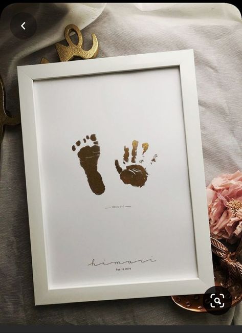 Footprint Art Baby, Vom Avea Un Copil, Baby Footprint Art, Starting A Family, Baby Art Projects, Baby Canvas, Newborn Baby Photoshoot, Baby Room Inspiration, Footprint Art