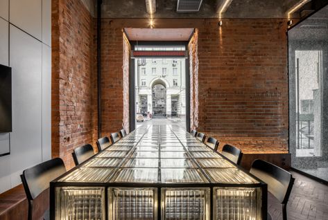 Meat Bar, Architecture Industrial, Brick Interior, Revit Architecture, Glass Brick, Up House, Restaurant Interior Design, Glass Blocks, Restaurant Interior