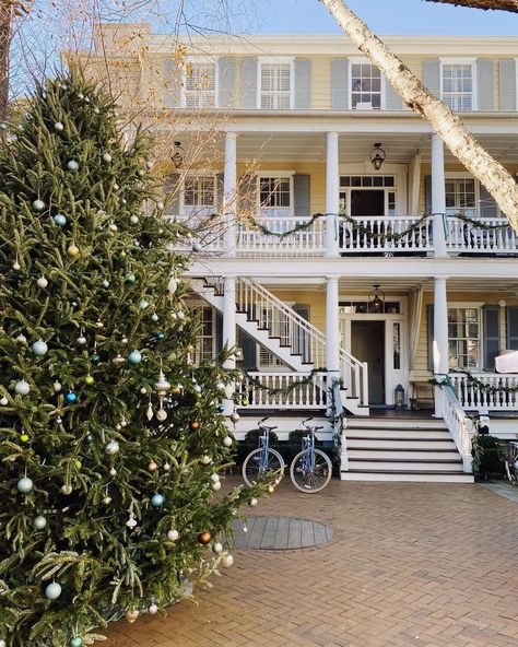 Lilse McKenna’s Instagram profile post: “Perfect little post-Christmas escape ♥️ we slept in until 9:30 and had breakfast in bed, ‘twas a Christmas miracle” Breakfast Christmas, Christmas Miracle, Christmas Breakfast, Breakfast In Bed, Charleston Sc, Bed And Breakfast, Stairs, Sleep, Hotel