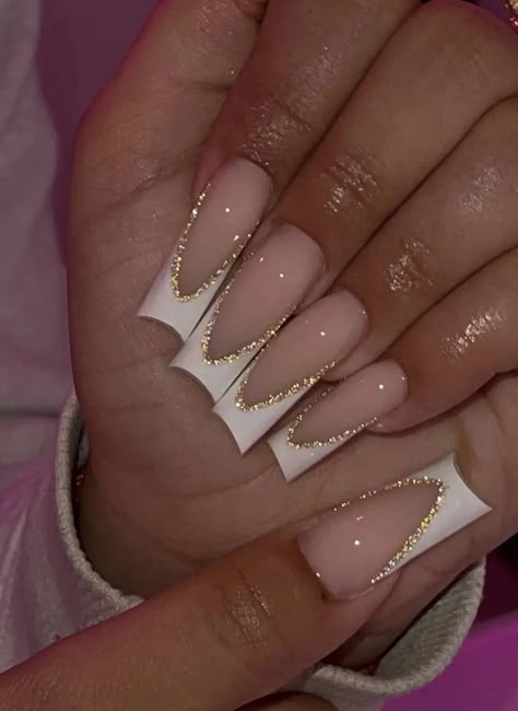 Gold Nails French, Prom Nails French, White Nails With Gold, Glitter French Nails, Quince Nails, Gold Acrylic Nails, Nails With Gold, Graduation Nails, Gold Glitter Nails