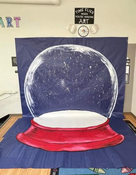 Christmas School Decor Ideas, Snowglobe Photo Booth, Winter School Dance, Winter Vbs, School Dance Themes, Halloween Chandelier, Christmas Office Decor, Snowglobe Christmas, Winter Wonderland Decor