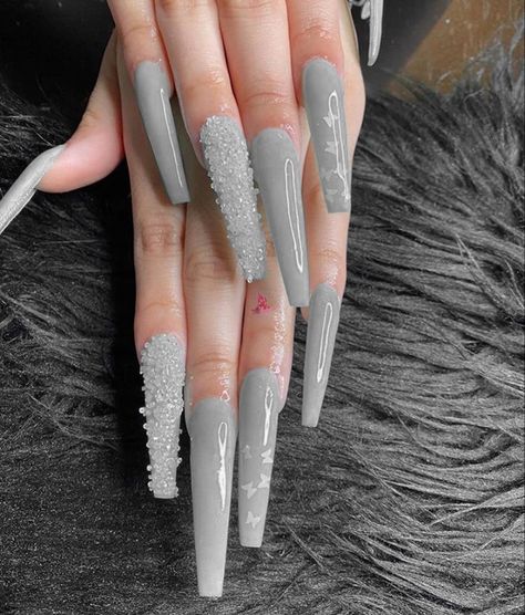 Nail Designs Grey And White, Nail Designs Grey, Grey Nails, Long Acrylic Nail Designs, White Acrylic Nails, Cute Acrylic Nail Designs, Dope Nail Designs, Classic Nails, Color Nails