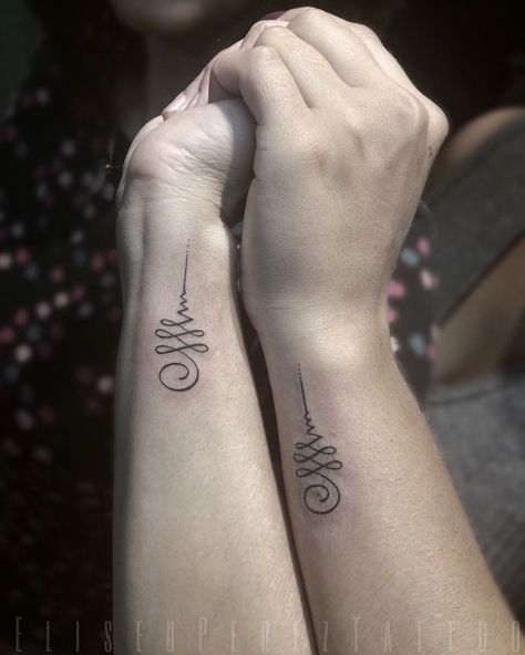 Unalome Tattoo by eliseupereztattoo Unalome Tattoos, Couple Tats, Tattoos Meaning Strength, Symbols Tattoo, Thumb Tattoos, Protection Tattoo, Couples Tattoo, Spirit Tattoo, Unalome Tattoo