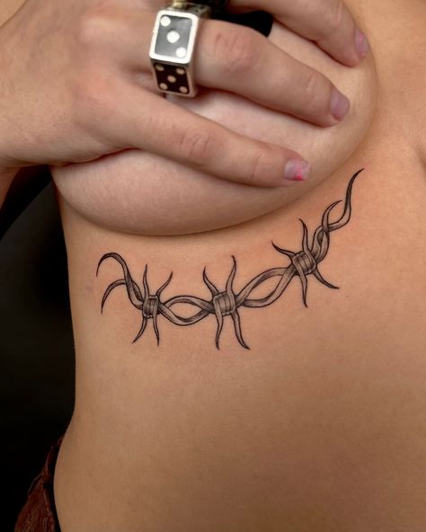 Bold Barbed Wire Illustration Barb Wire Tattoo Traditional, Barbwire Flower Tattoo, Girly Barbed Wire Tattoo, Barb Wire Tattoo For Women, Traditional Barbed Wire Tattoo, Barb Wire Tattoo, Barbwire Tattoo, Sage Tattoo, Barbed Wire Tattoo