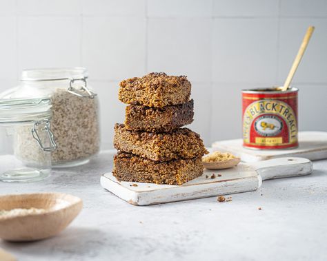 Lyles Treacle Flapjack Recipe | Lyle's Golden Syrup Black Treacle, Flapjack Recipe, Time Of The Day, Golden Syrup, Brownie Bar, Recipe Steps, Baking Tips, Home Recipes, Us Foods