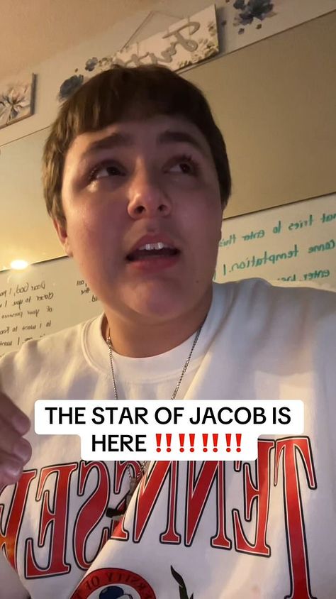 Teenage TikToker Jacob Rutkowski claimed that the Star of Jacob 'is literally going to be here for a month' Star Of Jacob, Planets Astrology, Sirius Star, Book Of Numbers, Hand Emoji, The Birth Of Christ, The Third Man, Astrology Numerology, Earth Orbit