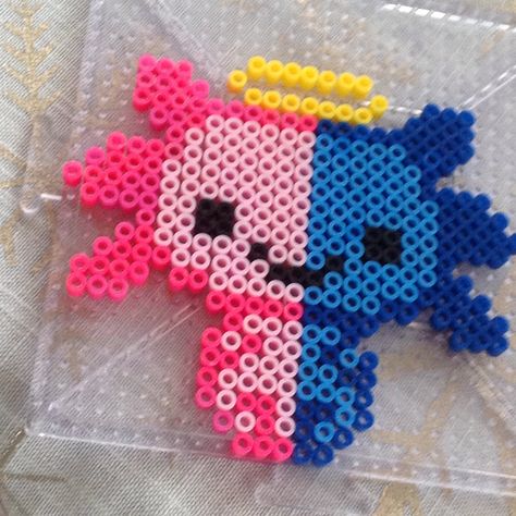 Big Perler Bead Patterns, Alt Crafts, Melty Bead Designs, Pony Bead Crafts, Easy Perler Beads Ideas, Diy Perler Bead Crafts, Melty Beads, Learn Crafts, Diy Perler Beads