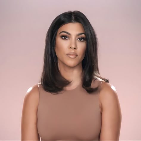 Kim Kardashian Long Bob, Kourtney Kardashian Long Bob, Courtney Kardashian Hair, Kourtney Kardashian Hair Short, Kourtney Kardashian Hairstyles, Kourtney Kardashian Short Hair, Kim K Short Hair, Kardashian Short Hair, Kim Kardashian Short Hair