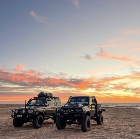 4x4 Aesthetic, 79 Series Landcruiser, Landcruiser Ute, 4x4 Beach, Adventure 4x4, Cruiser Car, Land Cruiser 70 Series, Beach Road Trip, Road Trip Camping