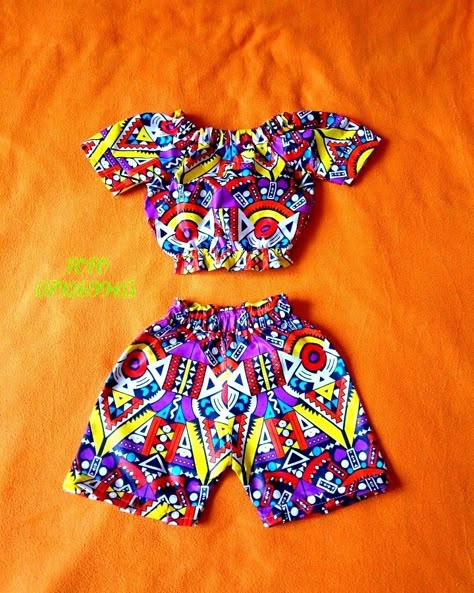 Kampala Styles For Kids Girl, Children Ankara Gowns, Baby African Clothes, African Kids Clothes, Black Kids Fashion, Pretty Dresses For Kids, African Print Shirt, Kids Blouse Designs, African Wear Styles For Men