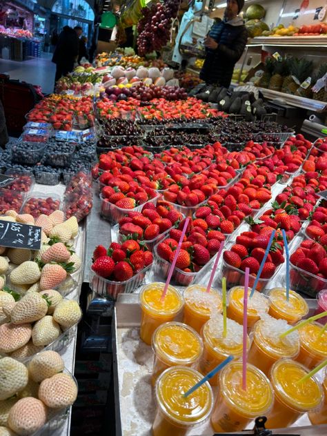 fruit at the mercado central in valencia spain Madrid Spain Aesthetic Food, Barcelona Spain Aesthetic Food, Spanish Market Aesthetic, Valencia Spain Aesthetic Night, Valencia Spain Food, Spanish Lifestyle Aesthetic, Alicante Spain Aesthetic, Valencia Spain Aesthetic, Travel Aesthetic Wanderlust