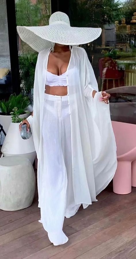 Kaftan And Pants, Mode Coachella, Rich Auntie, Beach Party Outfits, Vacation Fits, Chiffon Cardigan, Vacation Fashion, All White Party, Vacay Outfits