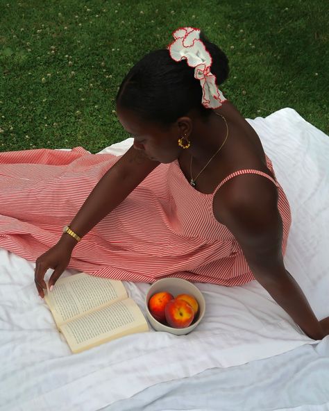 If you asked me why do I read books… Wearing @sonderhaus.studios picnic dress 🧺💗. Why Do I Read, Picnic Fall, Feminine Black Women, Picnic Aesthetic, Picnic Dress, Black Femininity, Woman Reading, Princess Aesthetic, Girls World