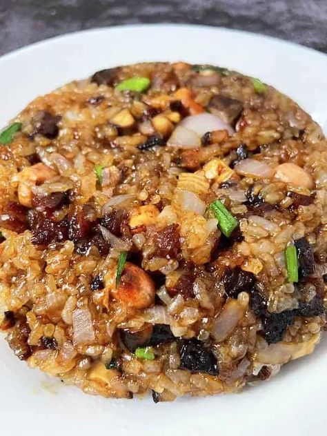 Authentic Chinese Sticky Rice (Nuo Mi Fan) - Cook Like Asian Chinese New Year Recipes, Chinese Sticky Rice, Caldo Recipe, New Year Recipes, Gluten Free Chinese, Asian Dinner, Chinese Bbq Pork, Chinese Stir Fry, Chinese Sausage