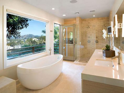 contemporary bath Contemporary Bathroom Designs, Beige Bathroom, Decor Baie, Bathroom Trends, Bad Design, Contemporary Bathrooms, Dream Bathrooms, Dream Home Ideas, Free Standing Tub