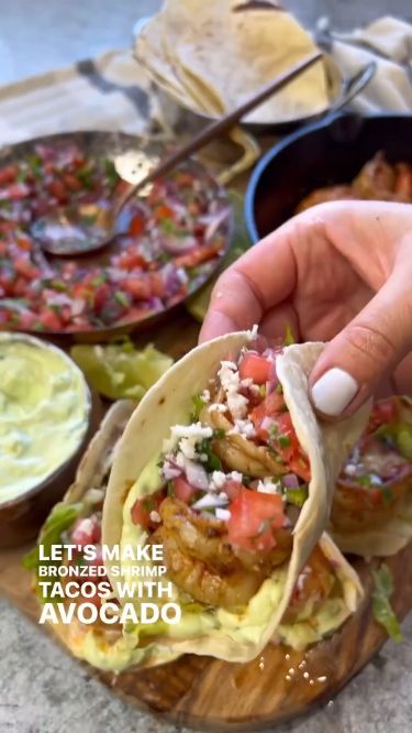 These tacos are loaded with so much flavor and they are really hard to resist. The shrimp plump and cooked to perfection! By @vessys_gourmet_kitchen #shrimp #shrimptacos #tacolover #tacos #shrimprecipes #avocadocream #recipeoftheday Shrimp Avocado Tacos, Shrimp Tacos With Avocado Crema, Street Shrimp Tacos, Shrimp Street Tacos Recipe, Shrimp Street Tacos, Shrimp Taco Seasoning, Season Shrimp, Shrimp Tacos Easy, Butterfly Shrimp