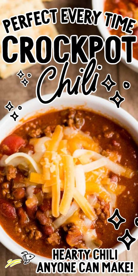 This hearty crockpot chili is the ultimate comfort food that will warm you up even on the coldest of days. Easy Chili Recipe Crockpot, Slow Cooker Chili Easy, Slow Cooker Chili Recipe, Best Chili Recipe, Chili Recipe Crockpot, Crockpot Chili, Best Dinner, Easy Chili, Chilli Recipes