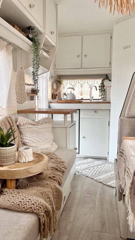 Modern boho camper | DIY (@stephs_lifelance) • Instagram photos and videos Small Camper Interior Ideas, Camper Interior Ideas, Caravan Renovation Diy, Caravan Interior Makeover, Small Camper Interior, Diy Caravan, Caravan Living, Small Caravans, Caravan Home