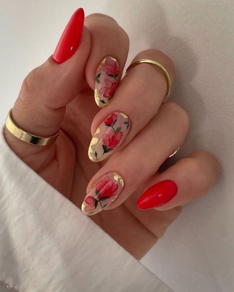 Brush Code, Floral Nail Designs, Smink Inspiration, Flower Nail Designs, Classy Acrylic Nails, Floral Nail Art, Almond Nails Designs, Red Nail Designs, Makijaż Smokey Eye