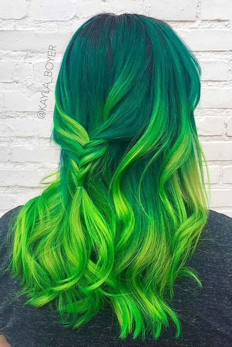 Captivating Ideas for Green Hair That Will Inspire You To Take The Plunge ★ See more: http://lovehairstyles.com/green-hair-inspiration/ Green Hair Ideas, Vivid Hair Color, Green Wig, Color Your Hair, Yellow Hair, Hair Dye Colors, Hair Inspo Color, Rainbow Hair, Cool Hair Color