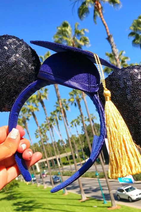 We've Just Found the Perfect Gifts For Your Disney-Loving Grad February 10, Kids Recipes, Healthy Meals For Kids, Minnie Ears, Mickey Ears, Real Life Stories, Ear Headbands, Healthy Kids, Disney Mickey