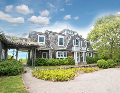 Little Island Nyc, Long Island Ny Aesthetic, Long Island New York, Fishers Island New York, Bay Shore Ny Long Island, New England Aesthetic, Fisher Island, Architectural Shingles, Long Island Ny