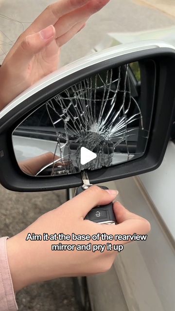 Car Tricks And Tips, Car Knowledge, Car Life Hacks, Porsche Car, Car Diy, Car Tips, Clever Gadgets, Car Buying Tips, 1000 Life Hacks