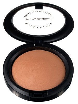 Mac Bronzer, Nyx Lipstick Matte, Tom Ford Makeup, Powder Contour, Golden Tan, Beauty Tips For Hair, Mac Eyeshadow, Hair Perfume, Makeup Bronzer