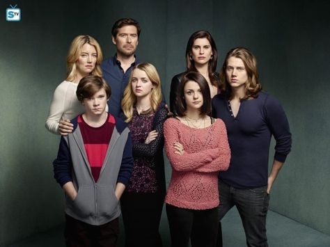 #FindingCarter Season 2 Cast Kathryn Prescott, Cynthia Watros, Finding Carter, Shannara Chronicles, Teenage Guys, Mtv Shows, Tv Series To Watch, Woman Movie, Popular Shows