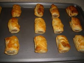 Scottish Sausage Rolls, Scottish Sausage, Scottish Baking, Celtic Food, Heinz Baked Beans, Scottish Dishes, Scotland Food, Scottish Shortbread, Sausage Meat