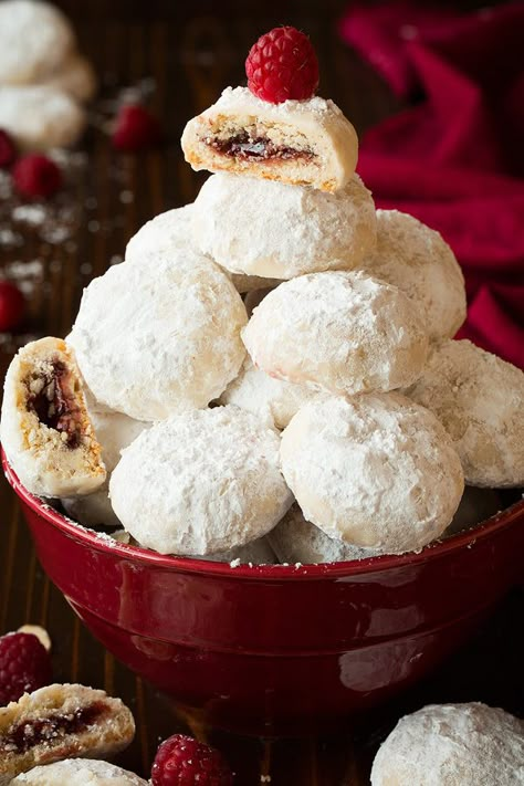 Raspberry Almond Snowball Cookies (jam stuffed snowballs) - Cooking Classy Almond Snowball Cookies, Raspberry Cookie Recipes, Snowball Cookie Recipe, Holiday Desserts Christmas, Pepperocini Recipes, Raspberry Almond, Jam Cookies, Snowball Cookies, Easy Holiday Recipes