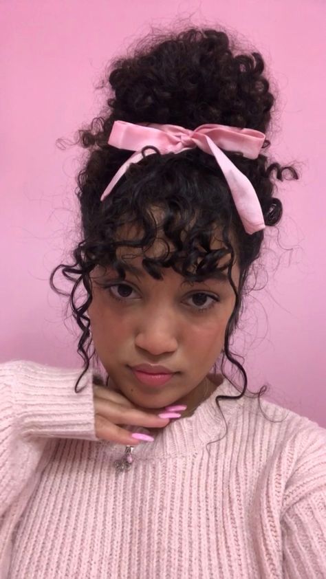 #coquette #dollette #curlycoquette Croquette Hair Styles Curly, Pink Curly Hairstyles, Coquette Hair Curly, Hair Bow Curly Hair, Coquette Hairstyles Black Hair, Croquet Hairstyles, Short Coquette Hair, Curly Coquette Hairstyles, Coquette Hairstyles Black Women