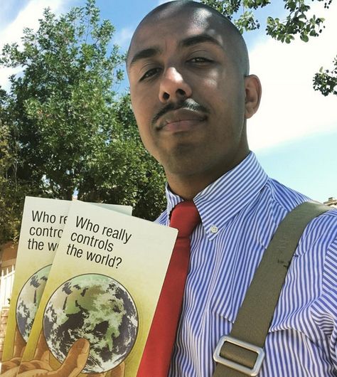 Actor Marques Houston has recently joined the Jehovah's Witness faith. He shares a bit of his journey on his Instagram page. Jehovah's Witnesses Humor, Marques Houston, Jw Humor, Jehovah Quotes, Jw Family, Jehovah Witness Quotes, Jehovah Witness, Family Worship, Jehovah's Witnesses