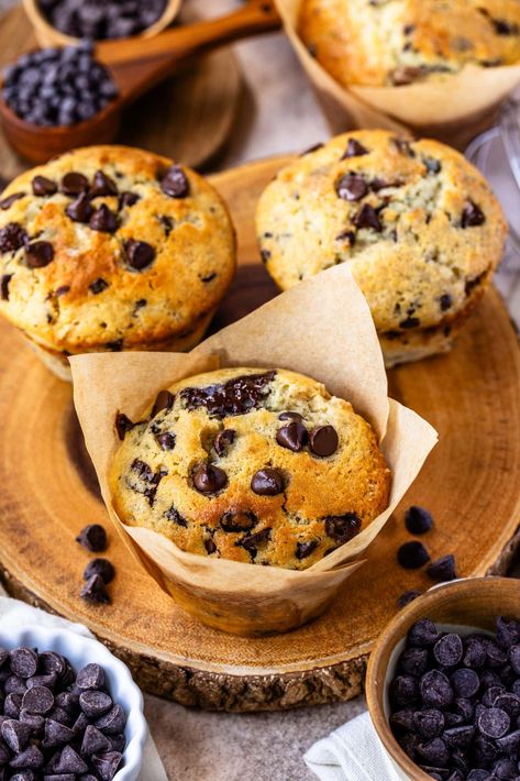 Small Batch Chocolate Chip Muffins, Choclate Chip Muffins, Chocolate Chip Mini Muffins, Moist Chocolate Chip Muffins, Best Chocolate Chip Muffins, Chocolate Chip Muffins Recipe, Mini Chocolate Chip Muffins, Chocolate Chip Muffin, Delicious Muffins