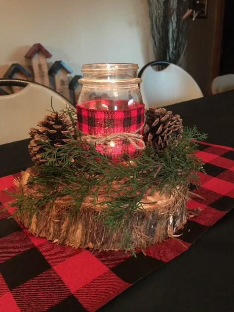 Lumberjack baby shower centerpieces. Cedar slice, cedar greens (no sap leakage), pine cones, and a mason jar with a tea light Cabin Centerpiece Ideas, Plaid Centerpiece Ideas, Buffalo Plaid Christmas Table Decor, Buffalo Check Centerpieces, Lumberjack Wedding Ideas, Buffalo Plaid Party Ideas, Flannel Christmas Decor, Buffalo Plaid Centerpiece Ideas, Lumberjack Party Ideas